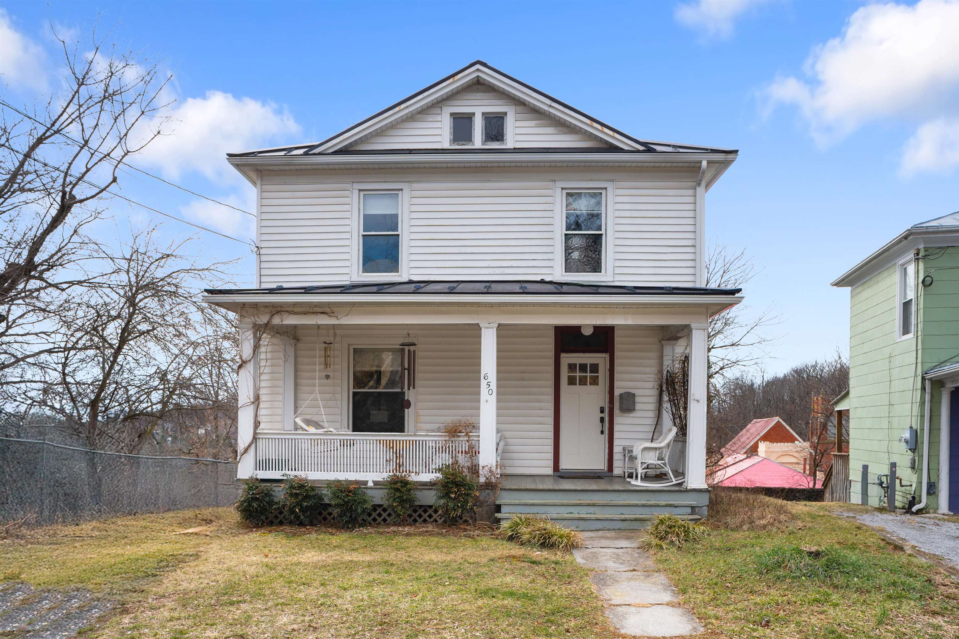 650 W FREDERICK ST, STAUNTON, Virginia 24401, 3 Bedrooms Bedrooms, ,1 BathroomBathrooms,Residential,650 W FREDERICK ST,661723 MLS # 661723