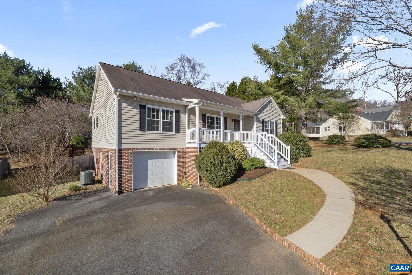 1000 MORNINGSIDE LN, CHARLOTTESVILLE, Virginia 22903, 3 Bedrooms Bedrooms, ,2 BathroomsBathrooms,Residential,For sale,1000 MORNINGSIDE LN,661655 MLS # 661655