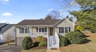 1000 MORNINGSIDE LN, CHARLOTTESVILLE, Virginia 22903, 3 Bedrooms Bedrooms, ,2 BathroomsBathrooms,Residential,For sale,1000 MORNINGSIDE LN,661655 MLS # 661655