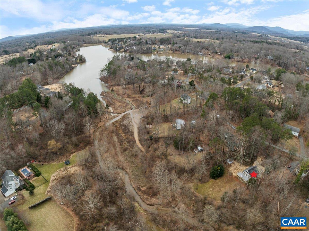 203 LOGTRAC RD, STANARDSVILLE, Virginia 22973, 2 Bedrooms Bedrooms, ,2 BathroomsBathrooms,Residential,For sale,203 LOGTRAC RD,661704 MLS # 661704