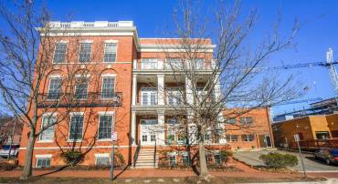 1023 N ROYAL ST #116, ALEXANDRIA, Virginia 22314, 2 Bedrooms Bedrooms, ,2 BathroomsBathrooms,Residential,For sale,1023 N ROYAL ST #116,VAAX2042626 MLS # VAAX2042626