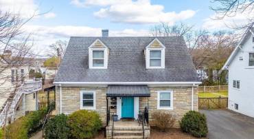 140 GOODMAN ST, CHARLOTTESVILLE, Virginia 22902, 4 Bedrooms Bedrooms, ,3 BathroomsBathrooms,Residential,For sale,140 GOODMAN ST,661728 MLS # 661728