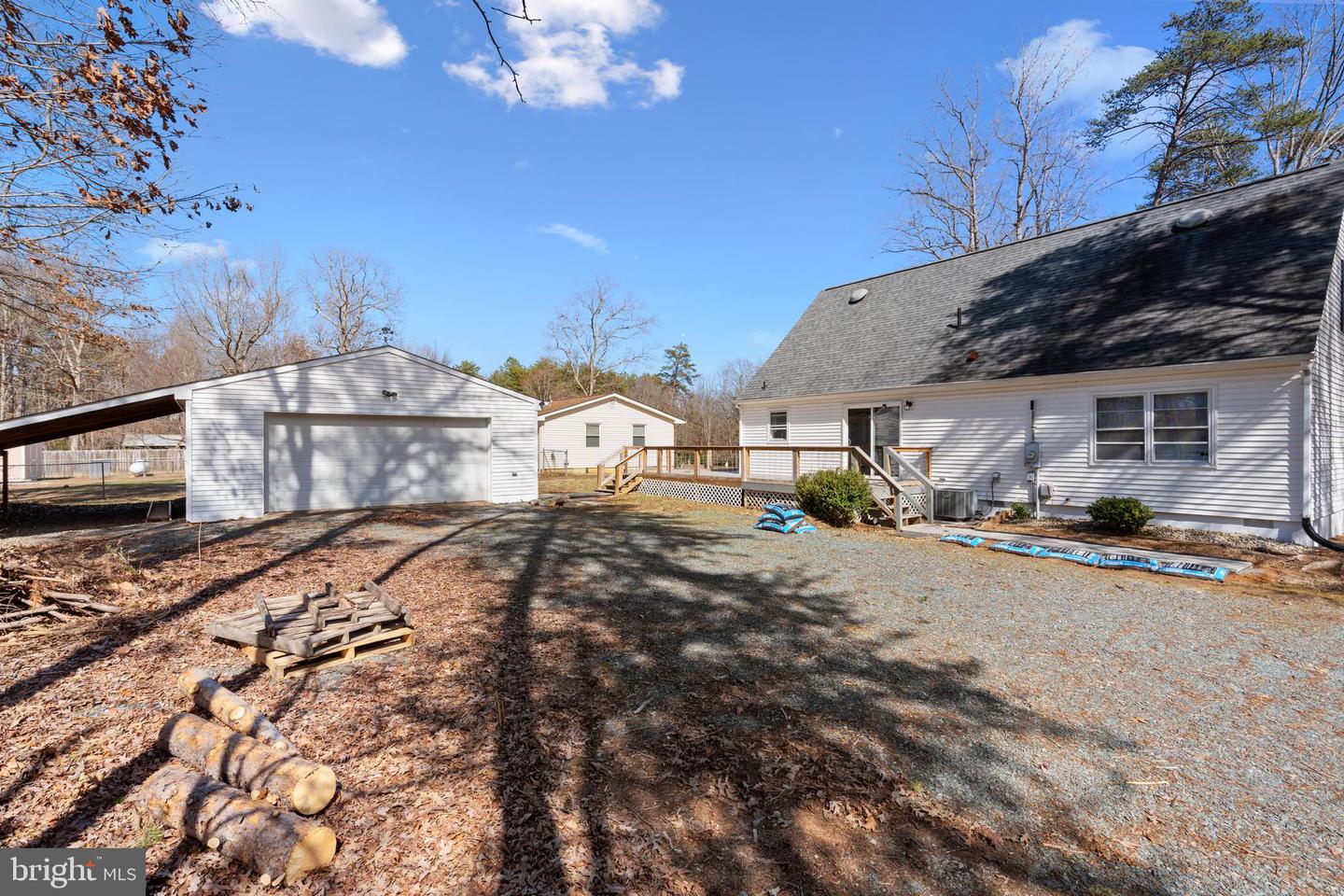 5100 RIDGE RD, SPOTSYLVANIA, Virginia 22551, 4 Bedrooms Bedrooms, ,2 BathroomsBathrooms,Residential,For sale,5100 RIDGE RD,VASP2030160 MLS # VASP2030160