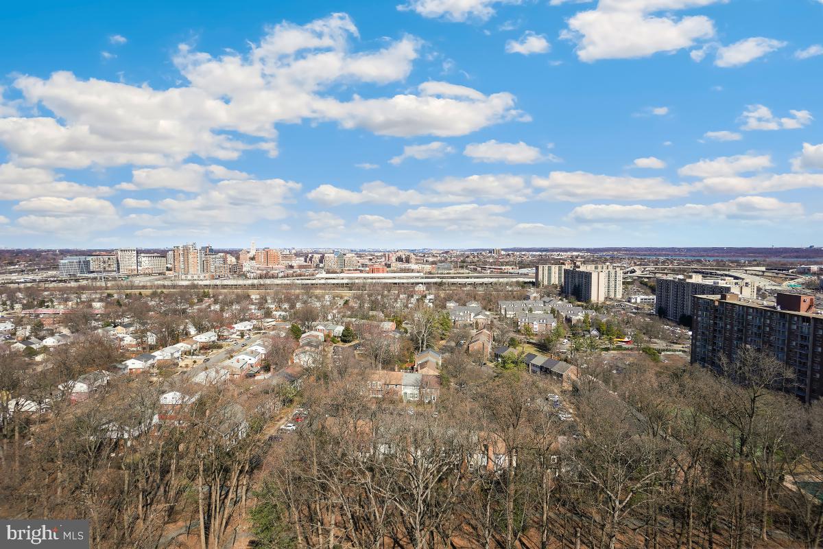 5903 MOUNT EAGLE DR #1604, ALEXANDRIA, Virginia 22303, 2 Bedrooms Bedrooms, 9 Rooms Rooms,2 BathroomsBathrooms,Residential,For sale,5903 MOUNT EAGLE DR #1604,VAFX2220100 MLS # VAFX2220100