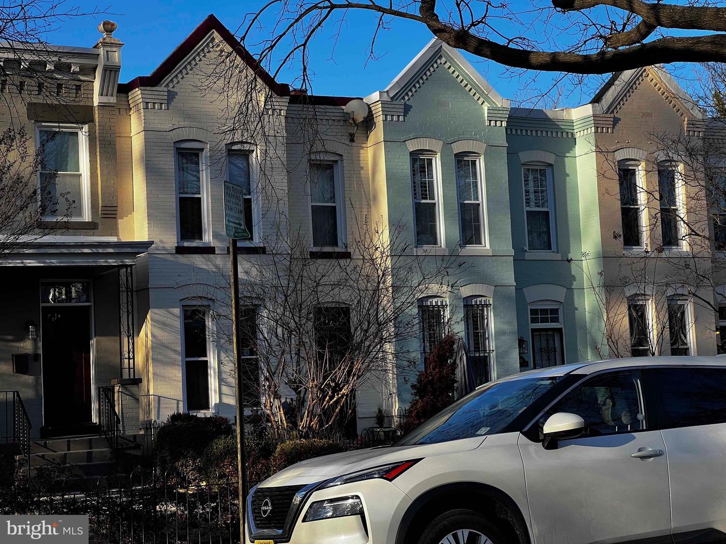 816 K ST NE, WASHINGTON, District Of Columbia 20002, 3 Bedrooms Bedrooms, ,1 BathroomBathrooms,Residential,For sale,816 K ST NE,DCDC2187914 MLS # DCDC2187914