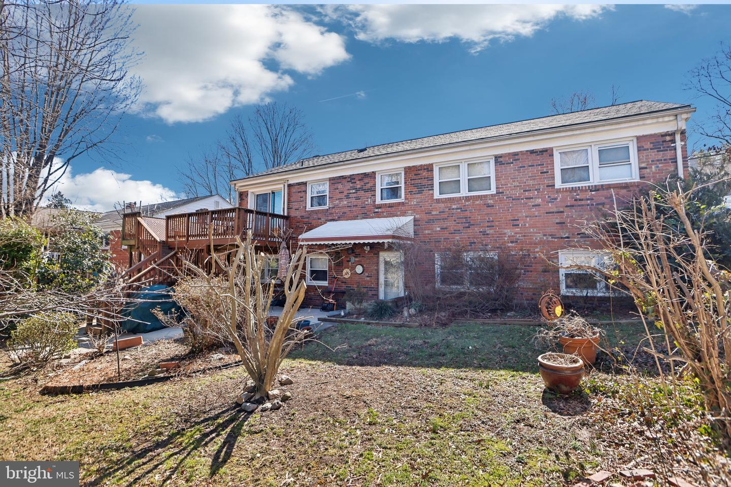 5915 5TH RD N, ARLINGTON, Virginia 22203, 4 Bedrooms Bedrooms, 7 Rooms Rooms,3 BathroomsBathrooms,Residential,For sale,5915 5TH RD N,VAAR2054352 MLS # VAAR2054352