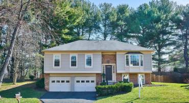 5999 WILMINGTON DR, BURKE, Virginia 22015, 4 Bedrooms Bedrooms, ,3 BathroomsBathrooms,Residential,For sale,5999 WILMINGTON DR,VAFX2217802 MLS # VAFX2217802