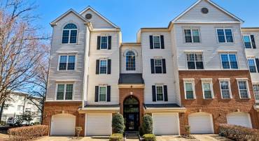 4691 LONGSTREET LN #202, ALEXANDRIA, Virginia 22311, 2 Bedrooms Bedrooms, ,2 BathroomsBathrooms,Residential,For sale,4691 LONGSTREET LN #202,VAAX2042380 MLS # VAAX2042380