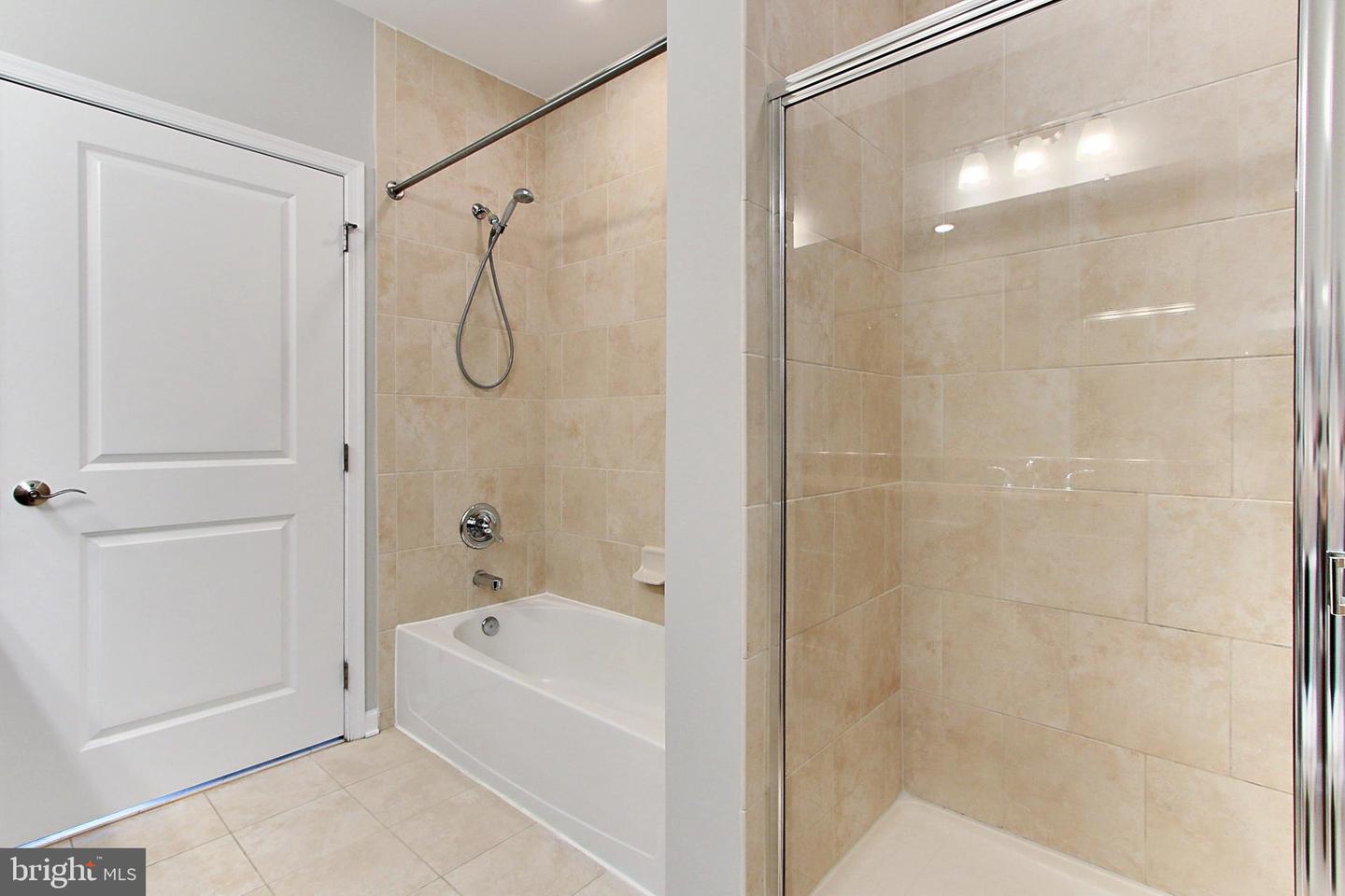 444 W BROAD ST #229, FALLS CHURCH, Virginia 22046, 2 Bedrooms Bedrooms, ,2 BathroomsBathrooms,Residential,For sale,444 W BROAD ST #229,VAFA2002796 MLS # VAFA2002796