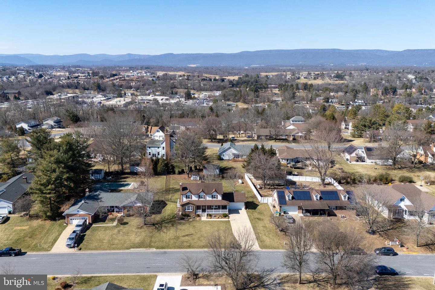 740 JACKSON ST, WOODSTOCK, Virginia 22664, 4 Bedrooms Bedrooms, ,2 BathroomsBathrooms,Residential,For sale,740 JACKSON ST,VASH2010844 MLS # VASH2010844