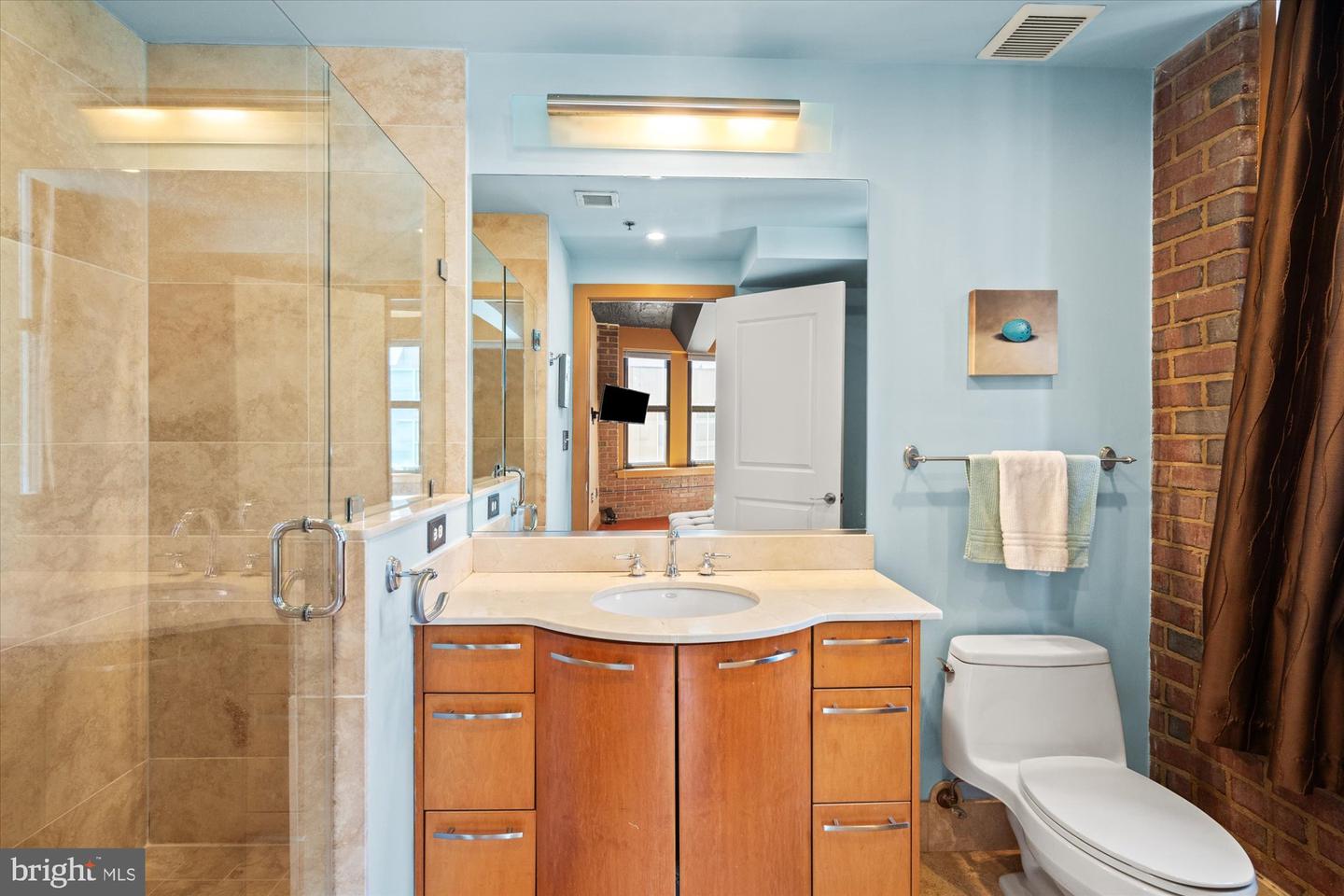 916 G ST NW #803, WASHINGTON, District Of Columbia 20001, 2 Bedrooms Bedrooms, ,2 BathroomsBathrooms,Residential,For sale,916 G ST NW #803,DCDC2188868 MLS # DCDC2188868