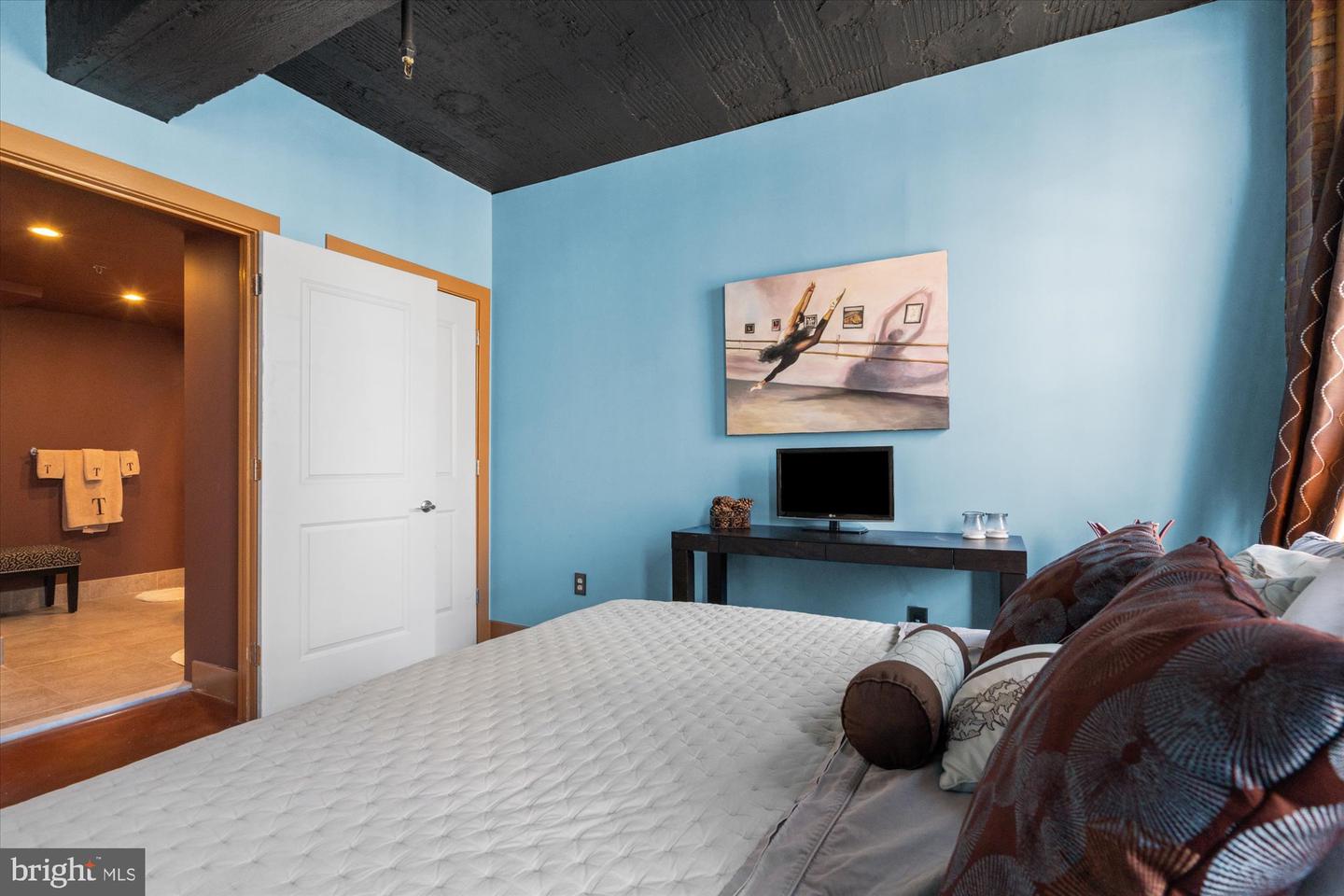 916 G ST NW #803, WASHINGTON, District Of Columbia 20001, 2 Bedrooms Bedrooms, ,2 BathroomsBathrooms,Residential,For sale,916 G ST NW #803,DCDC2188868 MLS # DCDC2188868