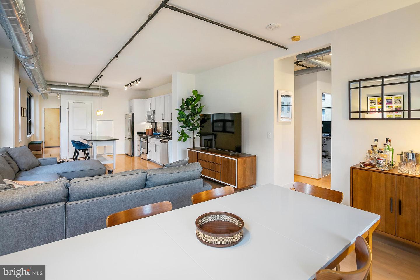 2125 14TH ST NW #317, WASHINGTON, District Of Columbia 20009, 2 Bedrooms Bedrooms, ,2 BathroomsBathrooms,Residential,For sale,2125 14TH ST NW #317,DCDC2171502 MLS # DCDC2171502