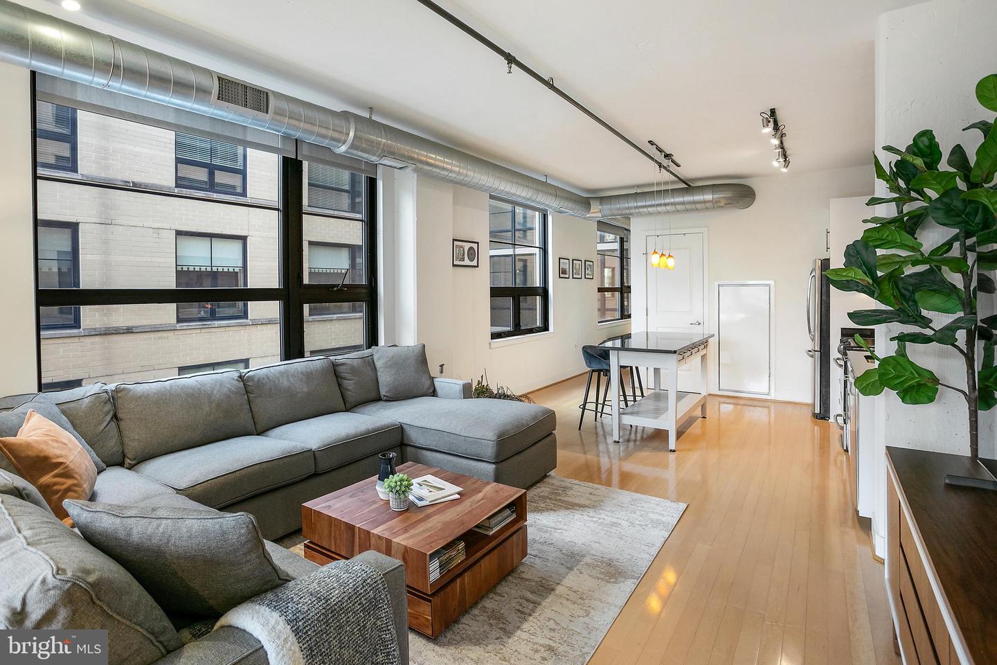 2125 14TH ST NW #317, WASHINGTON, District Of Columbia 20009, 2 Bedrooms Bedrooms, ,2 BathroomsBathrooms,Residential,For sale,2125 14TH ST NW #317,DCDC2171502 MLS # DCDC2171502
