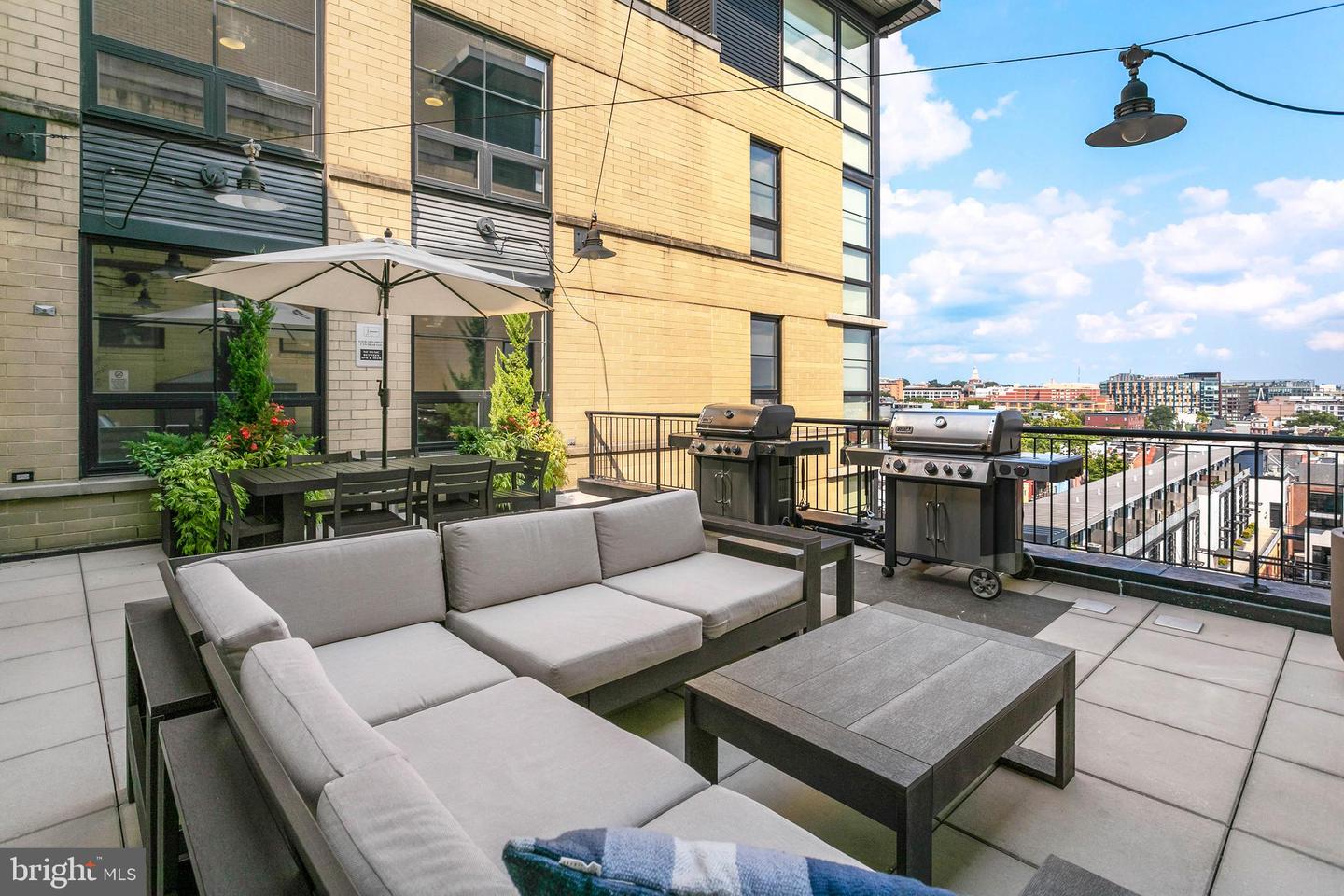 2125 14TH ST NW #317, WASHINGTON, District Of Columbia 20009, 2 Bedrooms Bedrooms, ,2 BathroomsBathrooms,Residential,For sale,2125 14TH ST NW #317,DCDC2171502 MLS # DCDC2171502