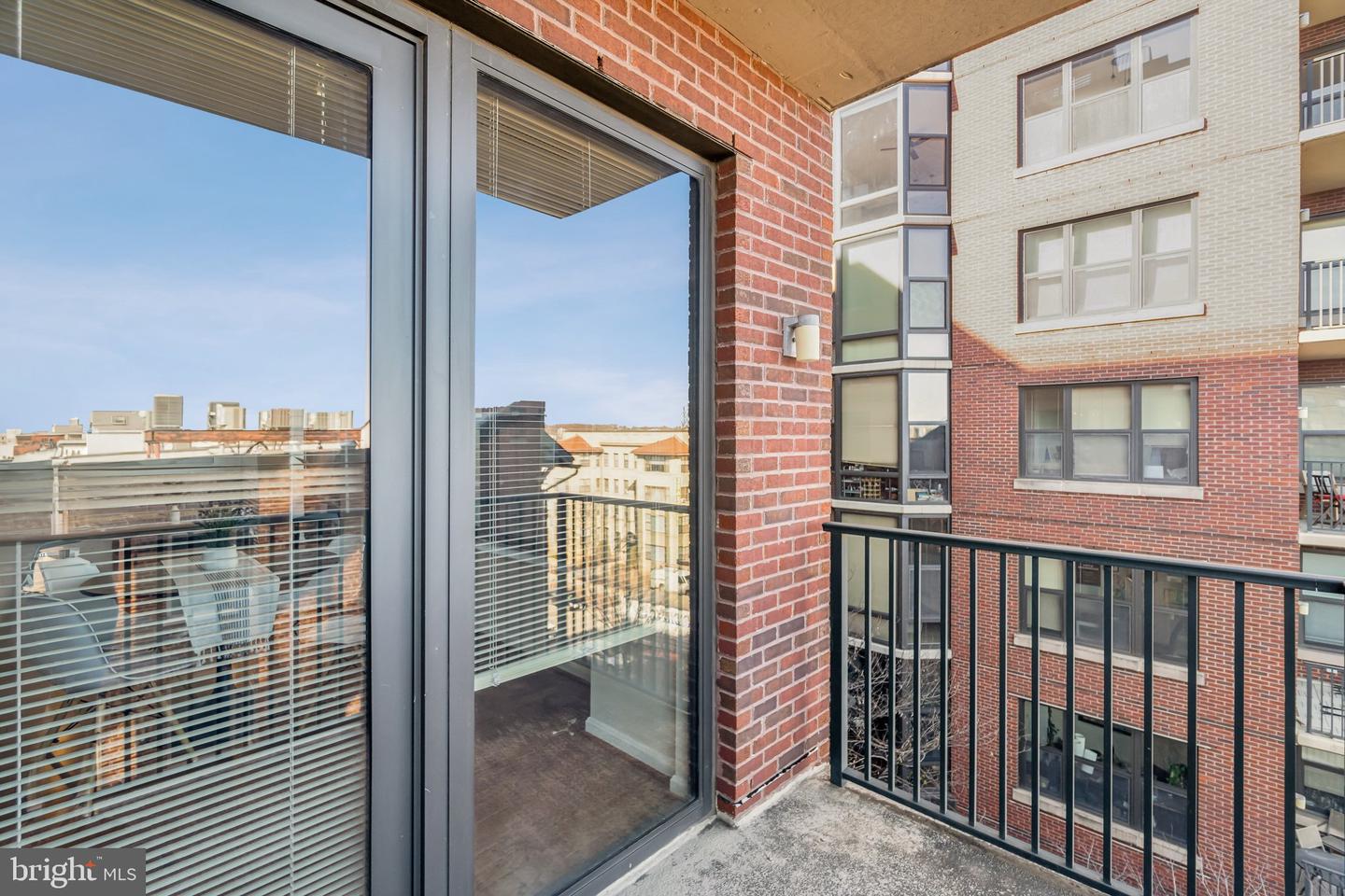 1390 KENYON ST NW #510, WASHINGTON, District Of Columbia 20010, 2 Bedrooms Bedrooms, ,2 BathroomsBathrooms,Residential,For sale,1390 KENYON ST NW #510,DCDC2183236 MLS # DCDC2183236