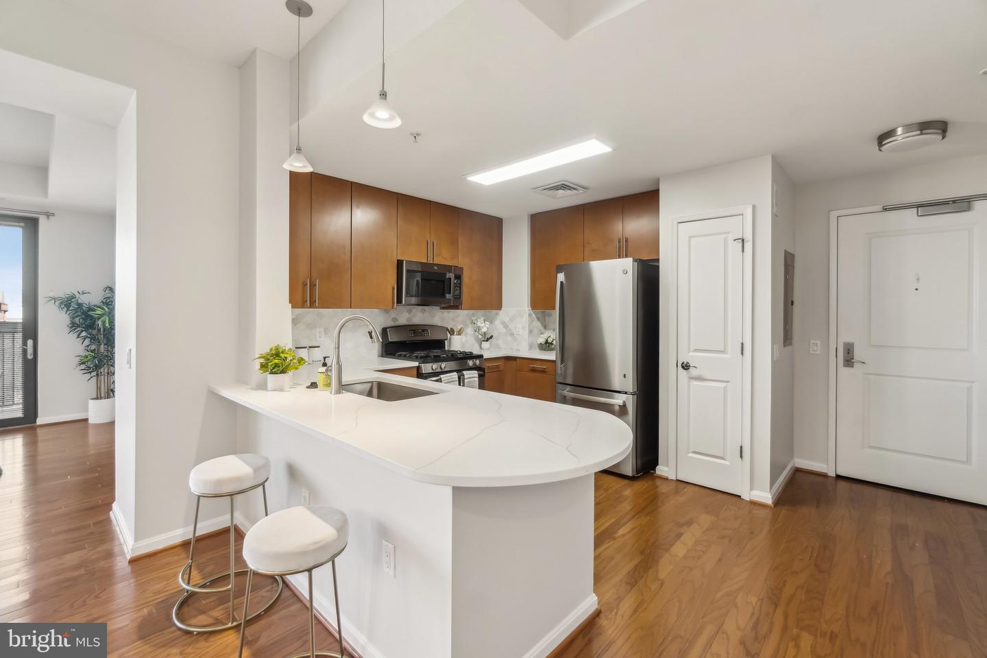 1390 KENYON ST NW #510, WASHINGTON, District Of Columbia 20010, 2 Bedrooms Bedrooms, ,2 BathroomsBathrooms,Residential,For sale,1390 KENYON ST NW #510,DCDC2183236 MLS # DCDC2183236