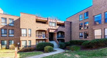 11220 CHESTNUT GROVE SQ #123, RESTON, Virginia 20190, 2 Bedrooms Bedrooms, ,1 BathroomBathrooms,Residential,For sale,11220 CHESTNUT GROVE SQ #123,VAFX2222340 MLS # VAFX2222340