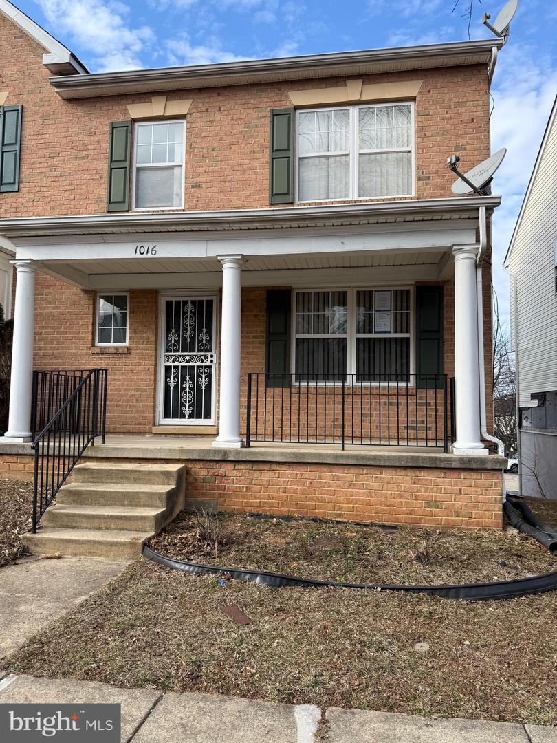 1016 WAHLER PL SE, WASHINGTON, District Of Columbia 20032, 3 Bedrooms Bedrooms, ,3 BathroomsBathrooms,Residential,For sale,1016 WAHLER PL SE,DCDC2185918 MLS # DCDC2185918