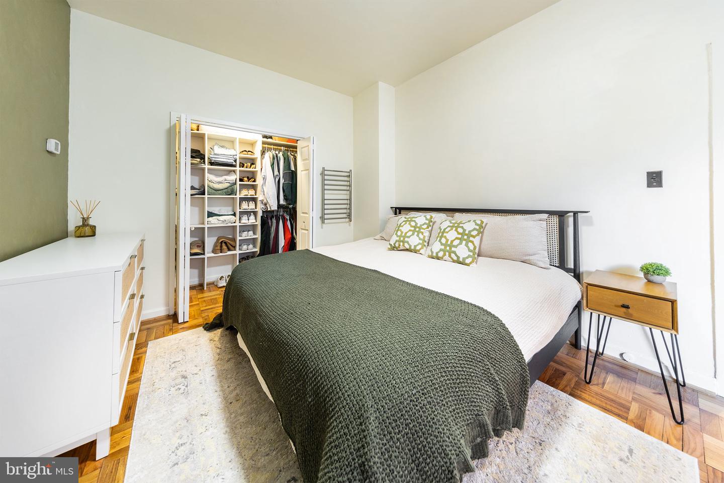 5112 MACARTHUR BLVD NW #2, WASHINGTON, District Of Columbia 20016, 1 Bedroom Bedrooms, ,1 BathroomBathrooms,Residential,For sale,5112 MACARTHUR BLVD NW #2,DCDC2186052 MLS # DCDC2186052