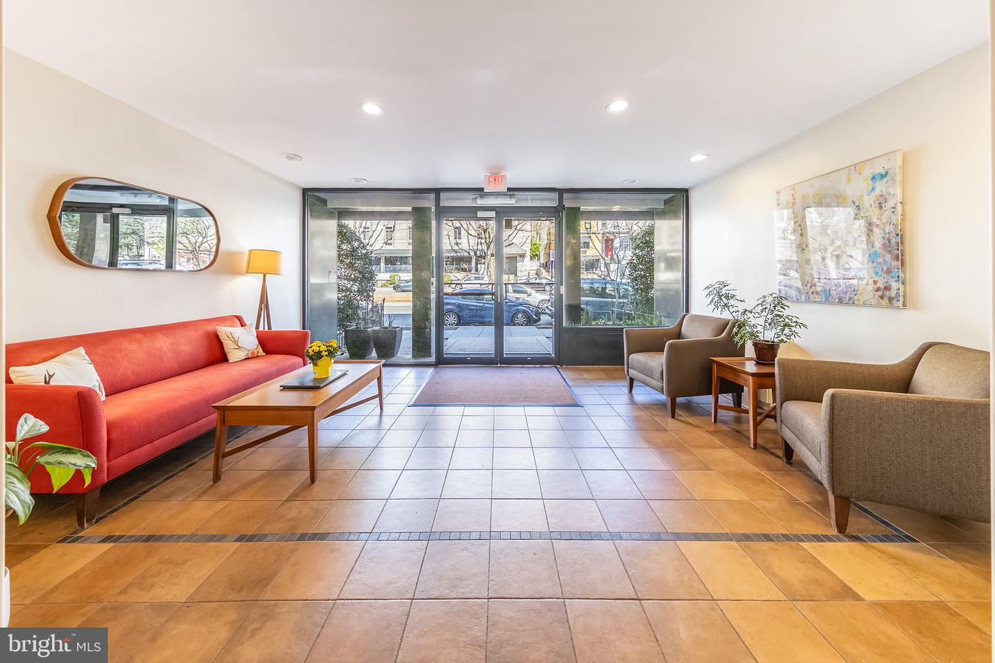 5112 MACARTHUR BLVD NW #2, WASHINGTON, District Of Columbia 20016, 1 Bedroom Bedrooms, ,1 BathroomBathrooms,Residential,For sale,5112 MACARTHUR BLVD NW #2,DCDC2186052 MLS # DCDC2186052