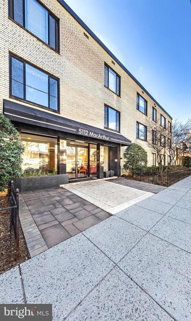 5112 MACARTHUR BLVD NW #2, WASHINGTON, District Of Columbia 20016, 1 Bedroom Bedrooms, ,1 BathroomBathrooms,Residential,For sale,5112 MACARTHUR BLVD NW #2,DCDC2186052 MLS # DCDC2186052