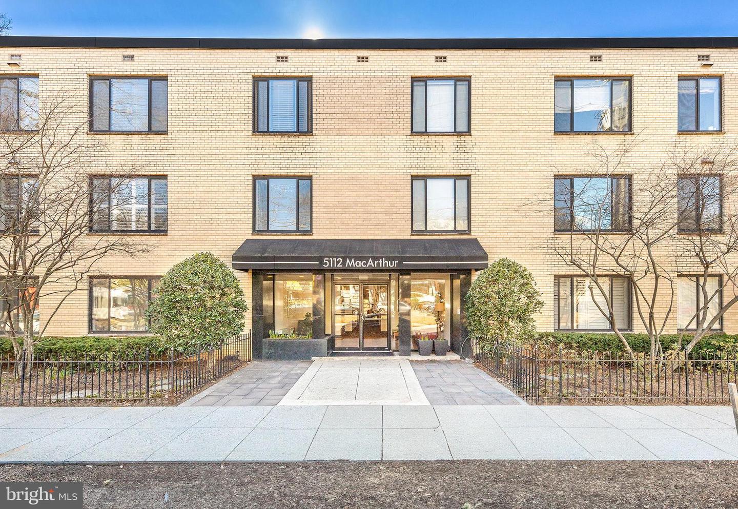 5112 MACARTHUR BLVD NW #2, WASHINGTON, District Of Columbia 20016, 1 Bedroom Bedrooms, ,1 BathroomBathrooms,Residential,For sale,5112 MACARTHUR BLVD NW #2,DCDC2186052 MLS # DCDC2186052