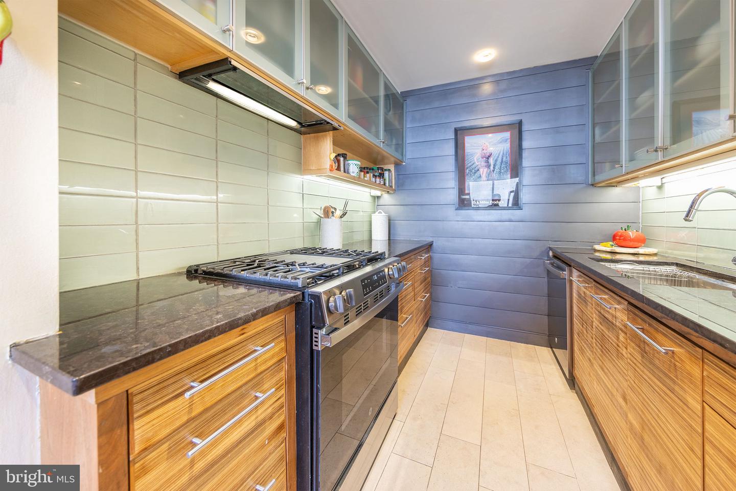 5112 MACARTHUR BLVD NW #2, WASHINGTON, District Of Columbia 20016, 1 Bedroom Bedrooms, ,1 BathroomBathrooms,Residential,For sale,5112 MACARTHUR BLVD NW #2,DCDC2186052 MLS # DCDC2186052
