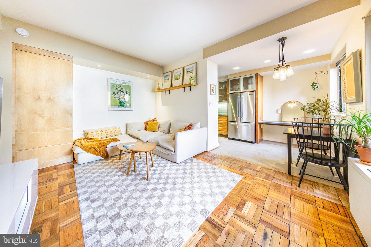 5112 MACARTHUR BLVD NW #2, WASHINGTON, District Of Columbia 20016, 1 Bedroom Bedrooms, ,1 BathroomBathrooms,Residential,For sale,5112 MACARTHUR BLVD NW #2,DCDC2186052 MLS # DCDC2186052