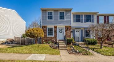 8414 RED EAGLE CT, LORTON, Virginia 22079, 2 Bedrooms Bedrooms, ,2 BathroomsBathrooms,Residential,For sale,8414 RED EAGLE CT,VAFX2223608 MLS # VAFX2223608