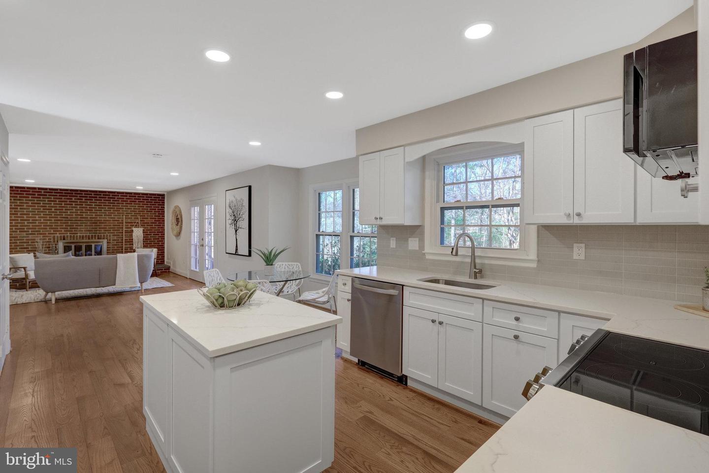 7820 ANTIOPI ST, ANNANDALE, Virginia 22003, 5 Bedrooms Bedrooms, ,3 BathroomsBathrooms,Residential,For sale,7820 ANTIOPI ST,VAFX2223820 MLS # VAFX2223820