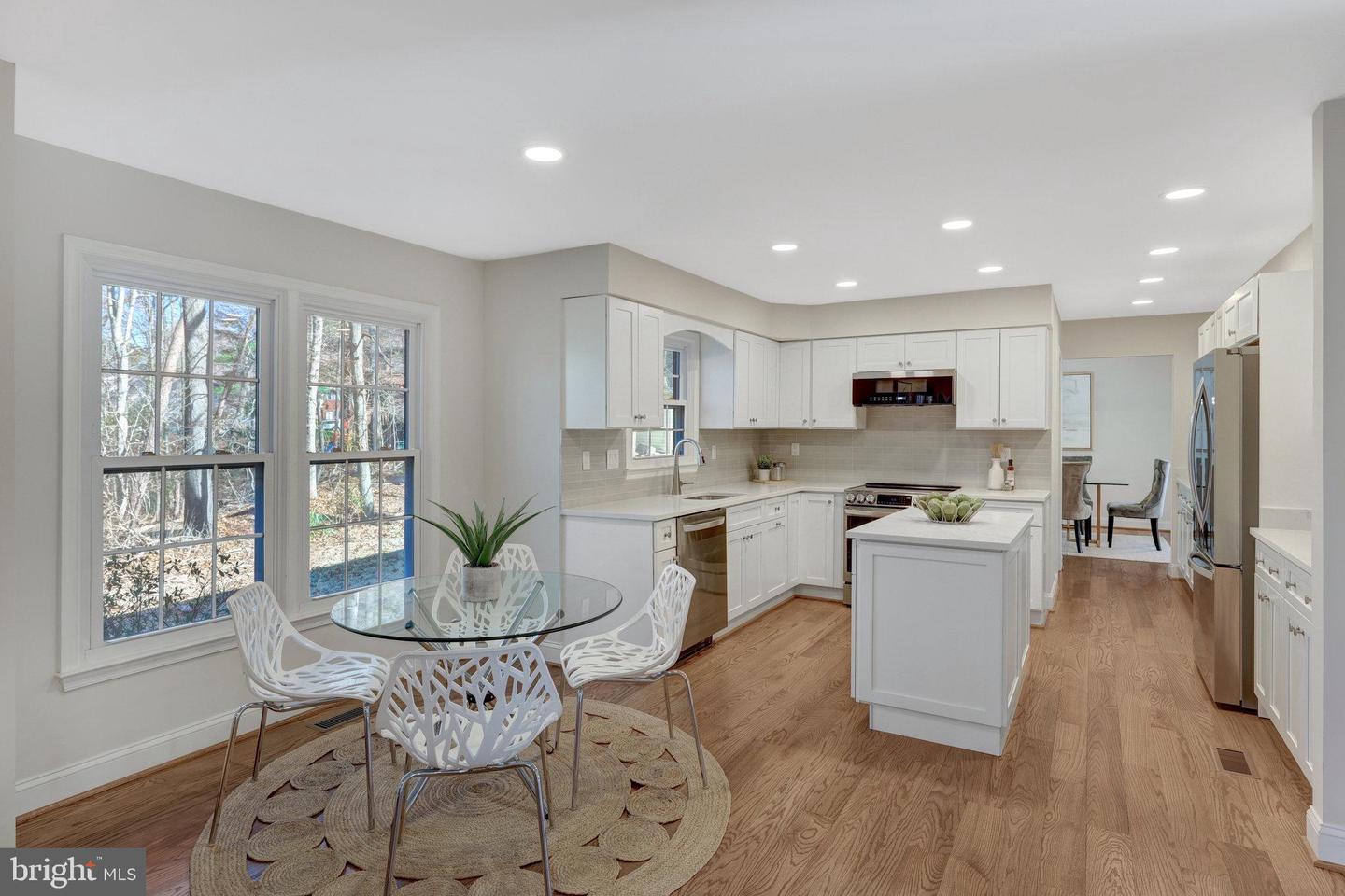 7820 ANTIOPI ST, ANNANDALE, Virginia 22003, 5 Bedrooms Bedrooms, ,3 BathroomsBathrooms,Residential,For sale,7820 ANTIOPI ST,VAFX2223820 MLS # VAFX2223820