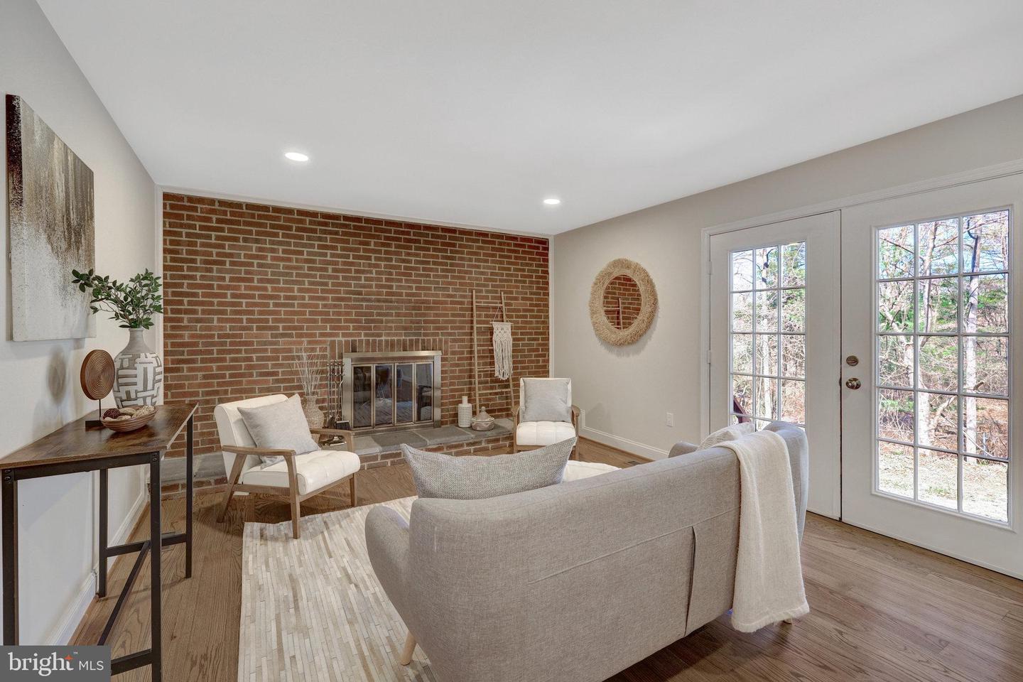 7820 ANTIOPI ST, ANNANDALE, Virginia 22003, 5 Bedrooms Bedrooms, ,3 BathroomsBathrooms,Residential,For sale,7820 ANTIOPI ST,VAFX2223820 MLS # VAFX2223820