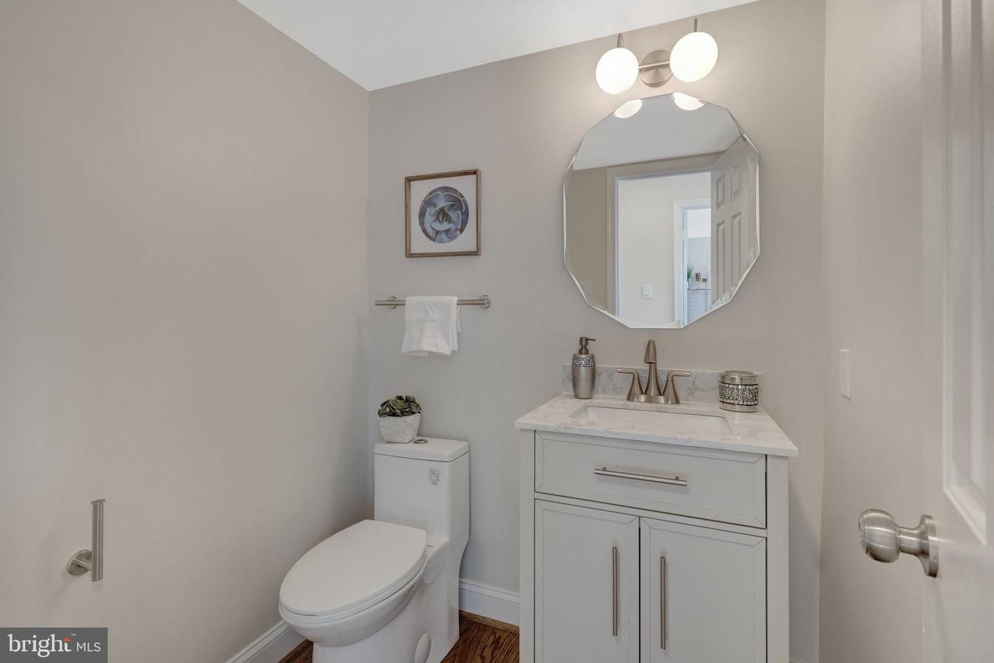 7820 ANTIOPI ST, ANNANDALE, Virginia 22003, 5 Bedrooms Bedrooms, ,3 BathroomsBathrooms,Residential,For sale,7820 ANTIOPI ST,VAFX2223820 MLS # VAFX2223820