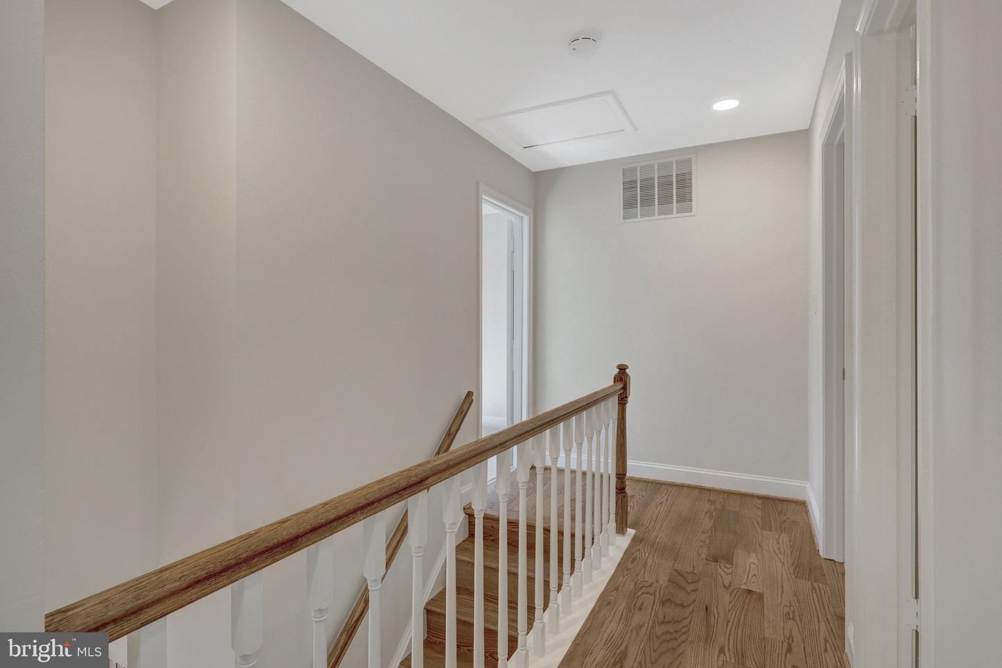 7820 ANTIOPI ST, ANNANDALE, Virginia 22003, 5 Bedrooms Bedrooms, ,3 BathroomsBathrooms,Residential,For sale,7820 ANTIOPI ST,VAFX2223820 MLS # VAFX2223820