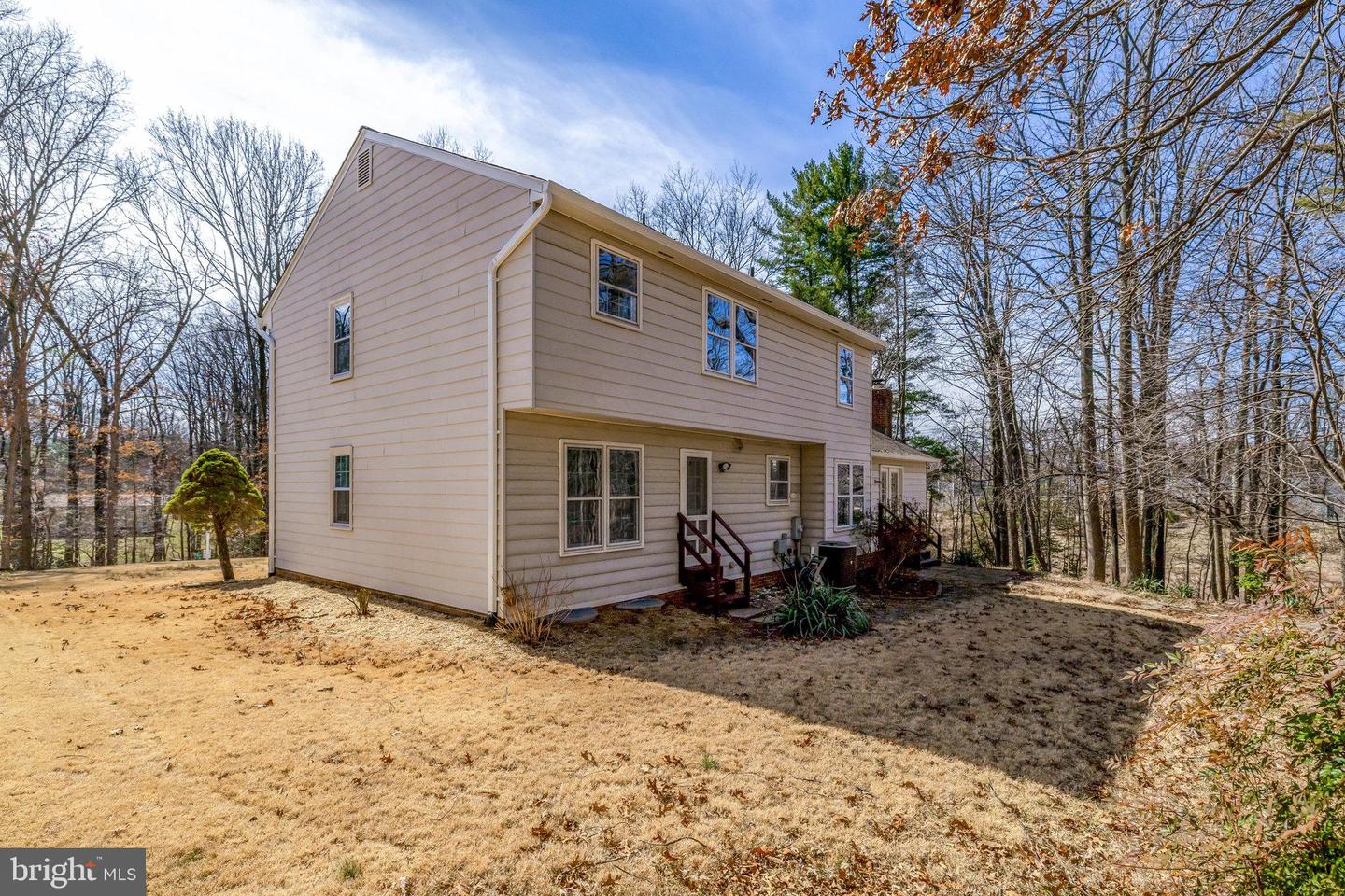 7820 ANTIOPI ST, ANNANDALE, Virginia 22003, 5 Bedrooms Bedrooms, ,3 BathroomsBathrooms,Residential,For sale,7820 ANTIOPI ST,VAFX2223820 MLS # VAFX2223820