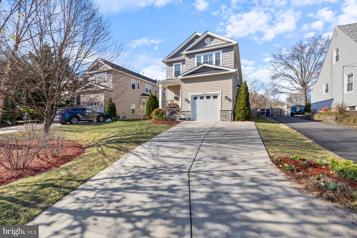 3520 TYLER ST, FALLS CHURCH, Virginia 22041, 4 Bedrooms Bedrooms, ,4 BathroomsBathrooms,Residential,For sale,3520 TYLER ST,VAFX2224392 MLS # VAFX2224392