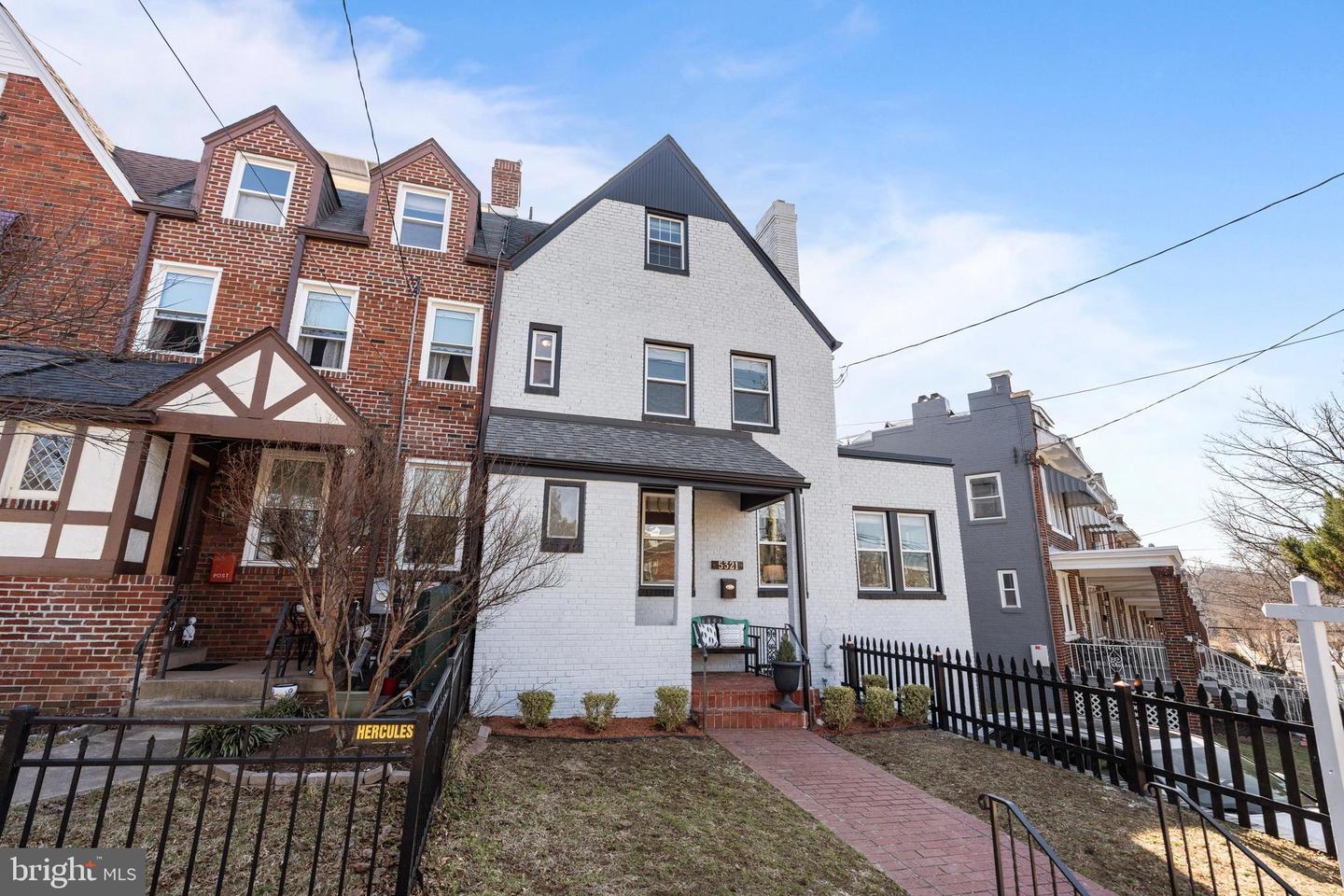 5321 KANSAS AVE NW, WASHINGTON, District Of Columbia 20011, 5 Bedrooms Bedrooms, ,4 BathroomsBathrooms,Residential,For sale,5321 KANSAS AVE NW,DCDC2187552 MLS # DCDC2187552