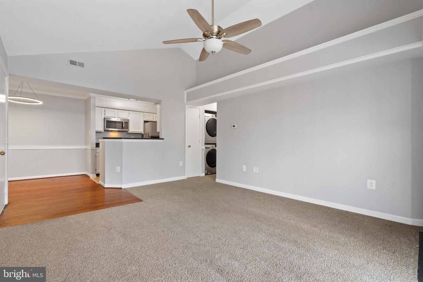 6918 VICTORIA DR #L, ALEXANDRIA, Virginia 22310, 2 Bedrooms Bedrooms, ,2 BathroomsBathrooms,Residential,For sale,6918 VICTORIA DR #L,VAFX2225054 MLS # VAFX2225054