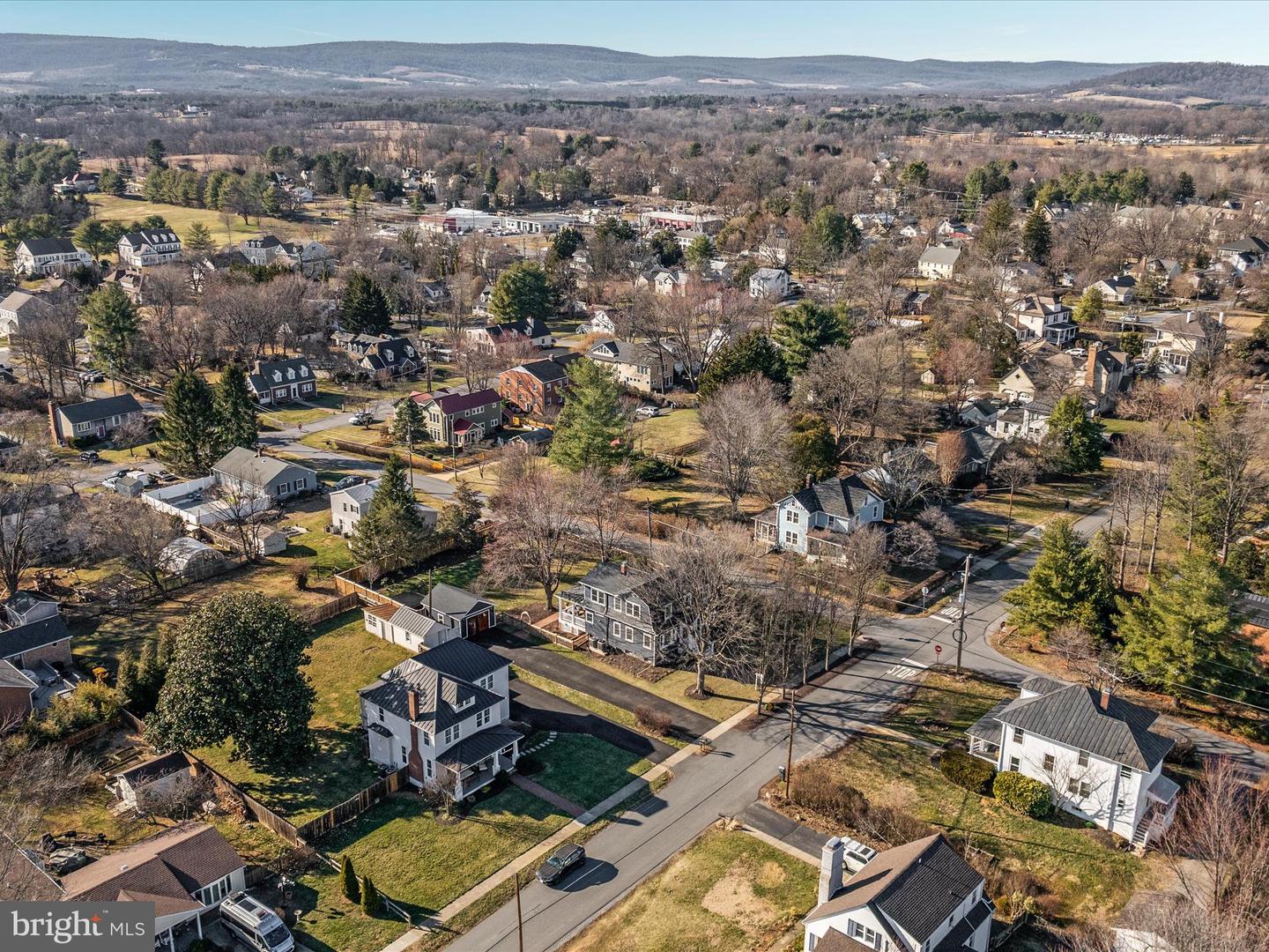 201 S ORCHARD DR, PURCELLVILLE, Virginia 20132, 3 Bedrooms Bedrooms, ,2 BathroomsBathrooms,Residential,For sale,201 S ORCHARD DR,VALO2090168 MLS # VALO2090168