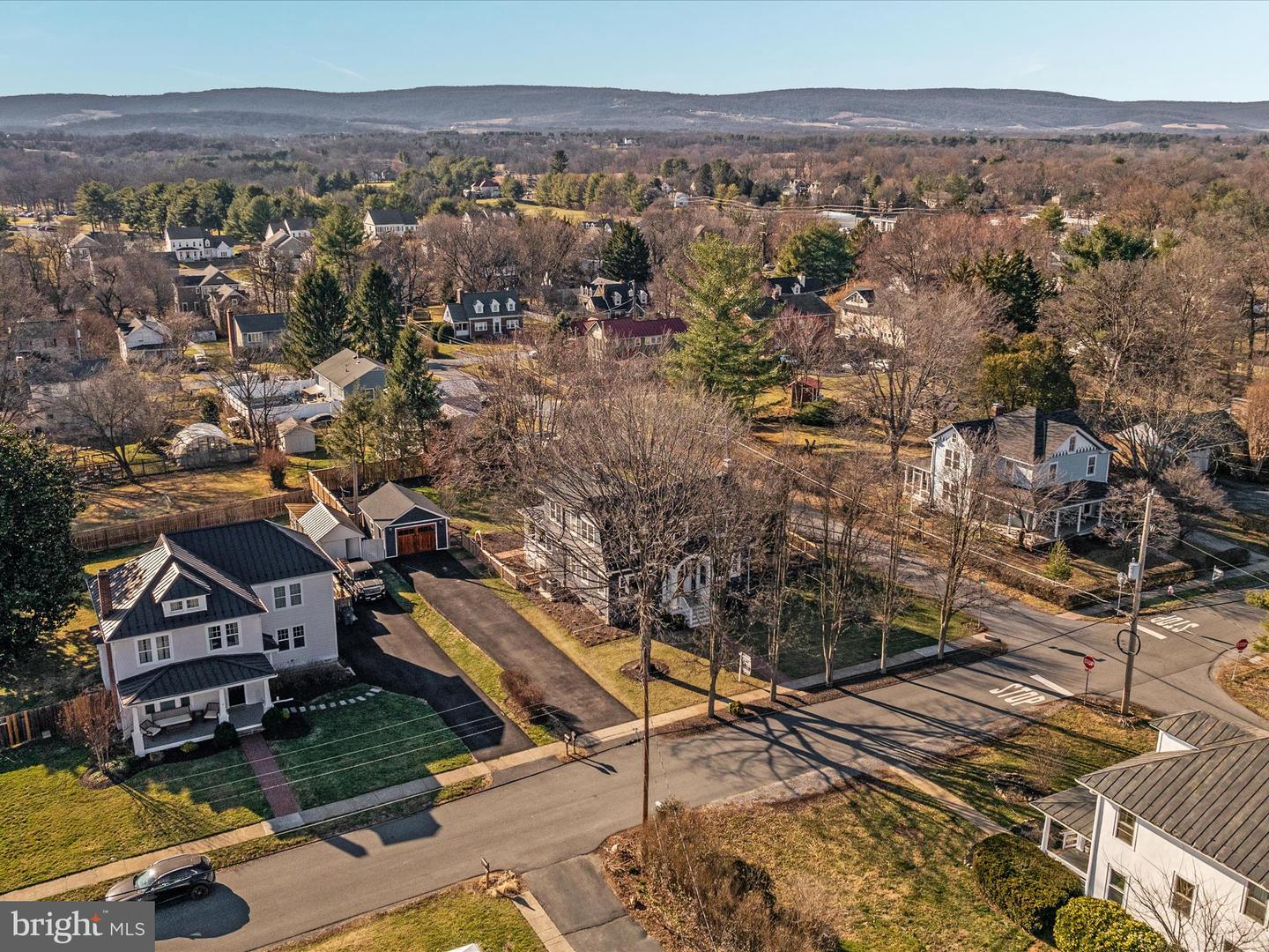 201 S ORCHARD DR, PURCELLVILLE, Virginia 20132, 3 Bedrooms Bedrooms, ,2 BathroomsBathrooms,Residential,For sale,201 S ORCHARD DR,VALO2090168 MLS # VALO2090168