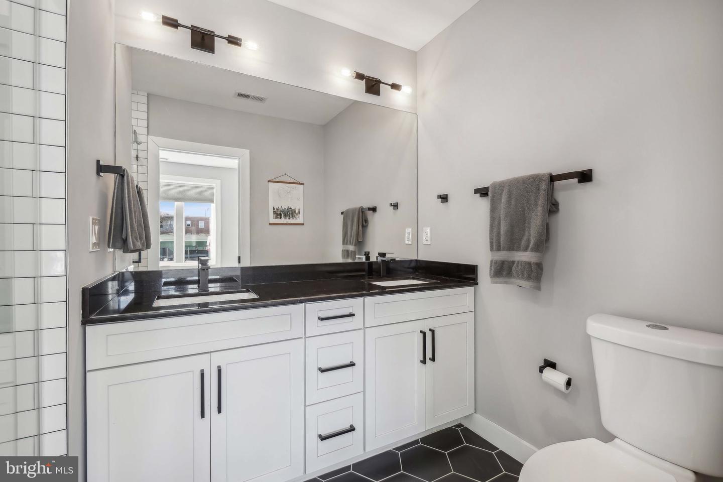 1404 HOLBROOK ST NE #2, WASHINGTON, District Of Columbia 20002, 2 Bedrooms Bedrooms, ,2 BathroomsBathrooms,Residential,For sale,1404 HOLBROOK ST NE #2,DCDC2187932 MLS # DCDC2187932