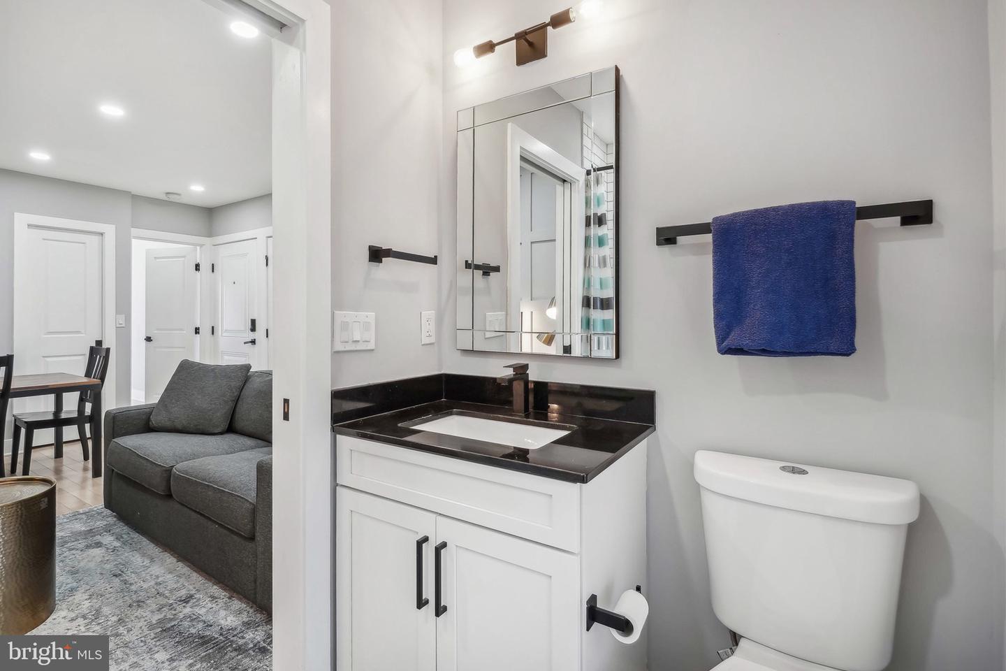 1404 HOLBROOK ST NE #2, WASHINGTON, District Of Columbia 20002, 2 Bedrooms Bedrooms, ,2 BathroomsBathrooms,Residential,For sale,1404 HOLBROOK ST NE #2,DCDC2187932 MLS # DCDC2187932
