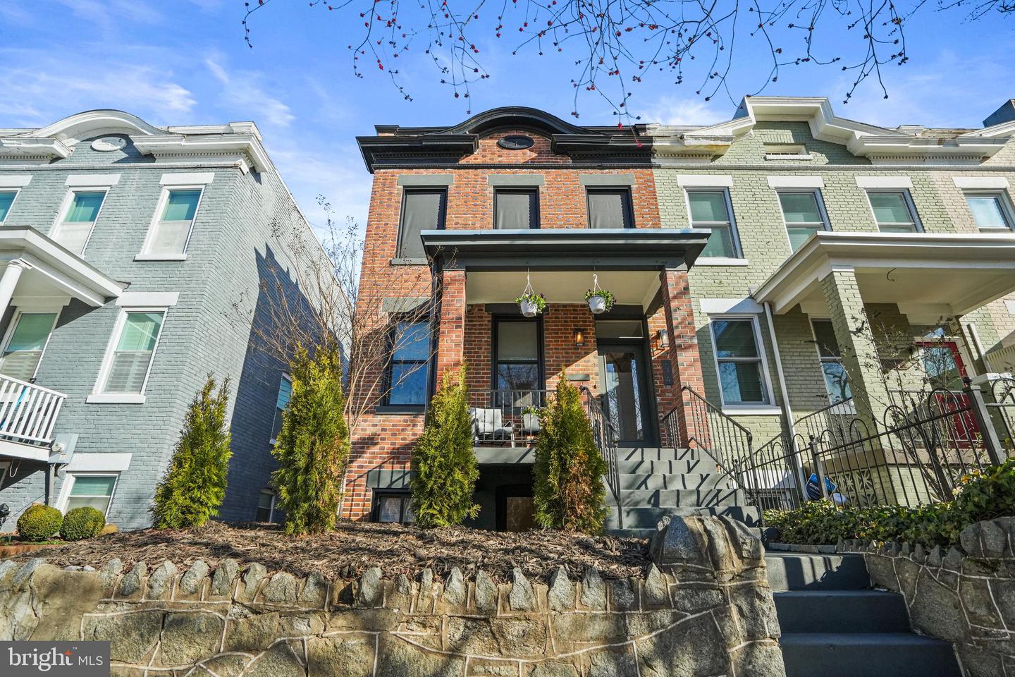 1410 C ST NE, WASHINGTON, District Of Columbia 20002, 4 Bedrooms Bedrooms, ,3 BathroomsBathrooms,Residential,For sale,1410 C ST NE,DCDC2187978 MLS # DCDC2187978