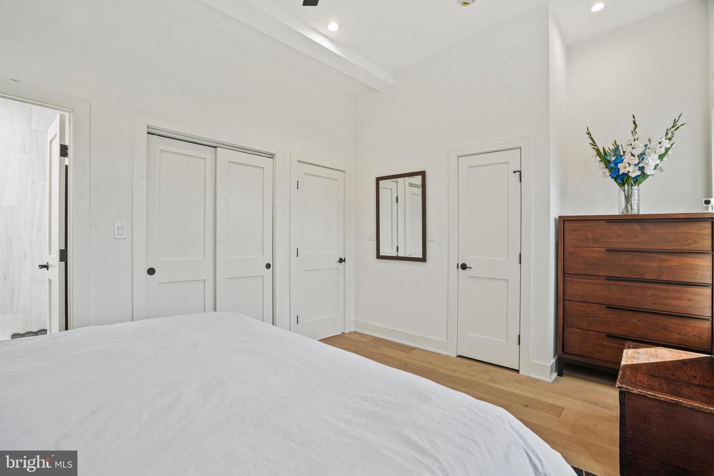 1410 C ST NE, WASHINGTON, District Of Columbia 20002, 4 Bedrooms Bedrooms, ,3 BathroomsBathrooms,Residential,For sale,1410 C ST NE,DCDC2187978 MLS # DCDC2187978