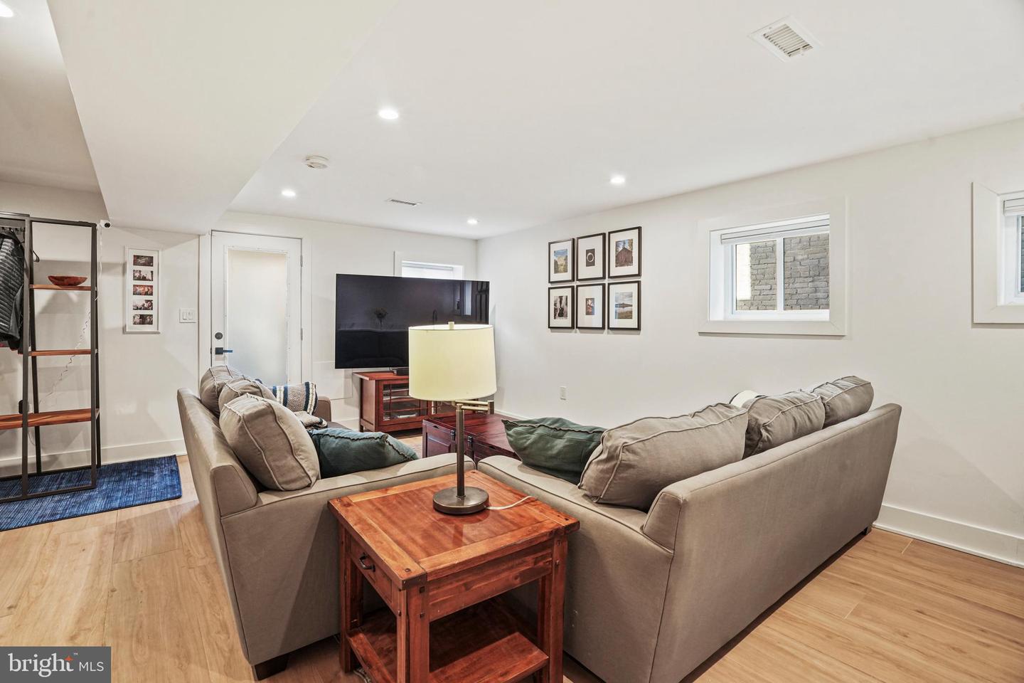 1410 C ST NE, WASHINGTON, District Of Columbia 20002, 4 Bedrooms Bedrooms, ,3 BathroomsBathrooms,Residential,For sale,1410 C ST NE,DCDC2187978 MLS # DCDC2187978