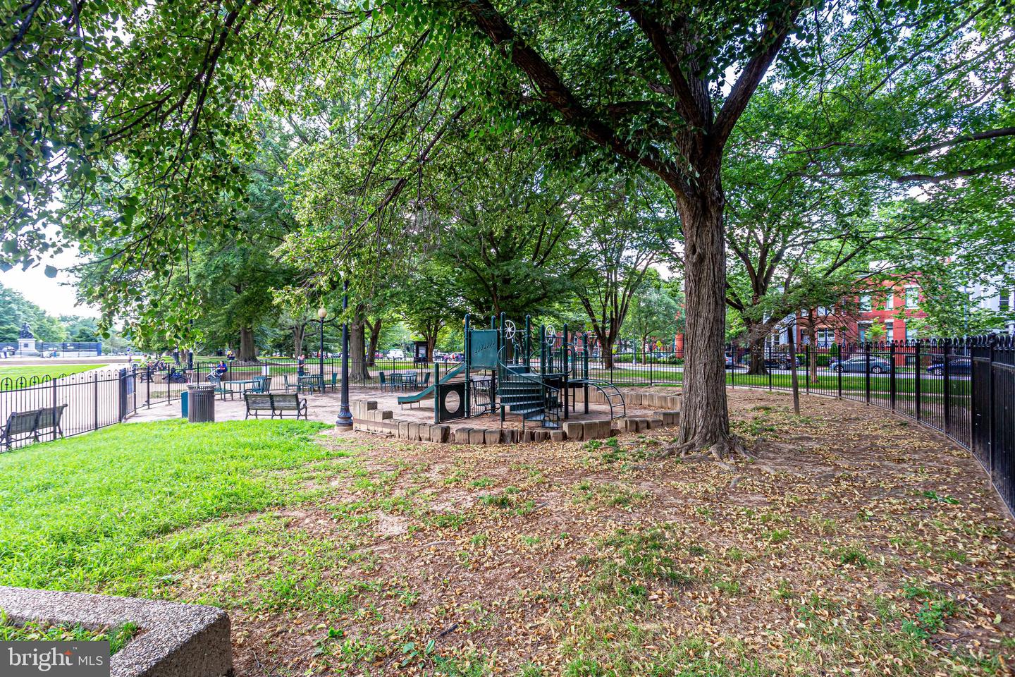 1410 C ST NE, WASHINGTON, District Of Columbia 20002, 4 Bedrooms Bedrooms, ,3 BathroomsBathrooms,Residential,For sale,1410 C ST NE,DCDC2187978 MLS # DCDC2187978