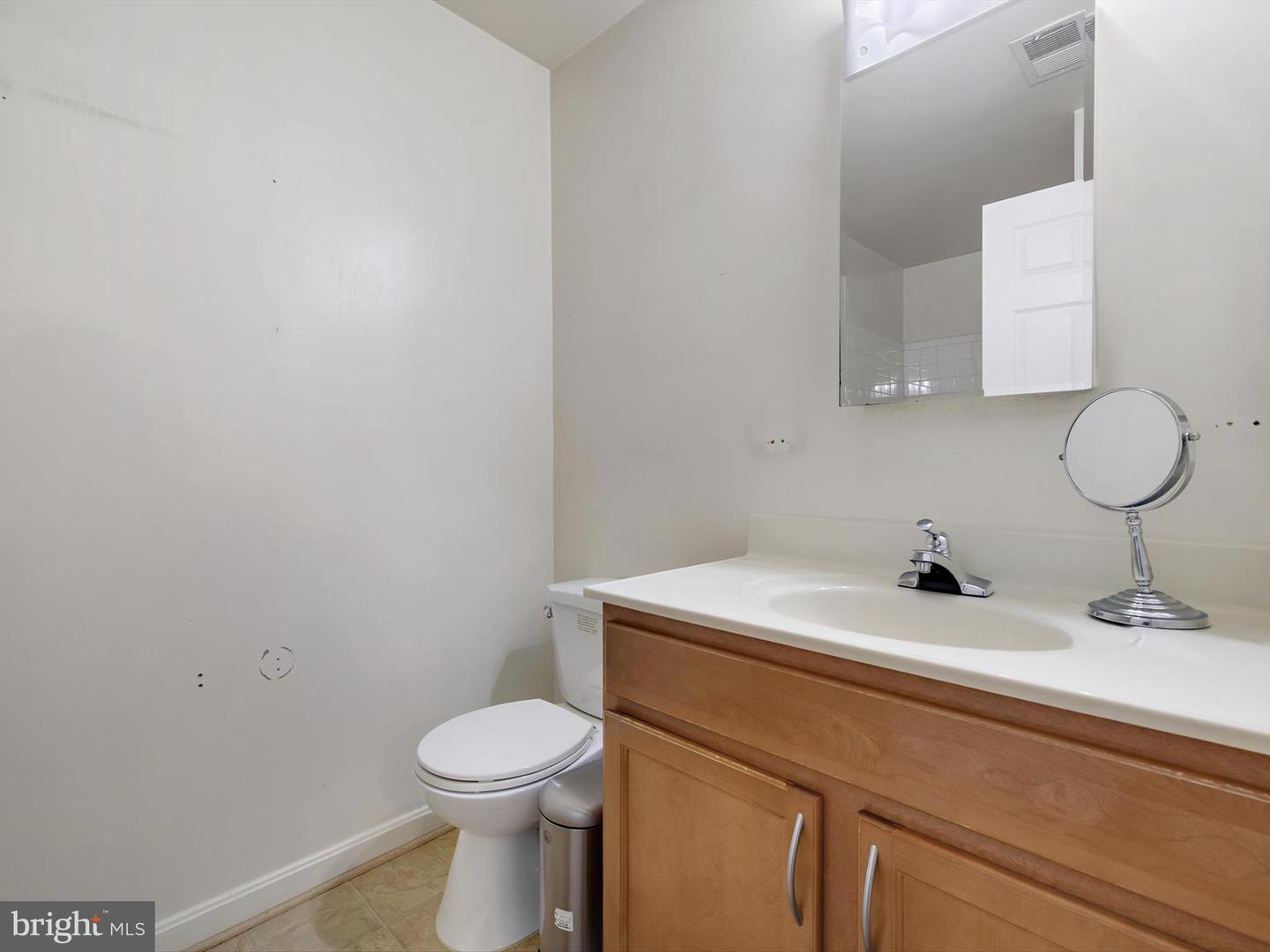 4950 CALL PL SE #B2, WASHINGTON, District Of Columbia 20019, 3 Bedrooms Bedrooms, ,2 BathroomsBathrooms,Residential,For sale,4950 CALL PL SE #B2,DCDC2188022 MLS # DCDC2188022