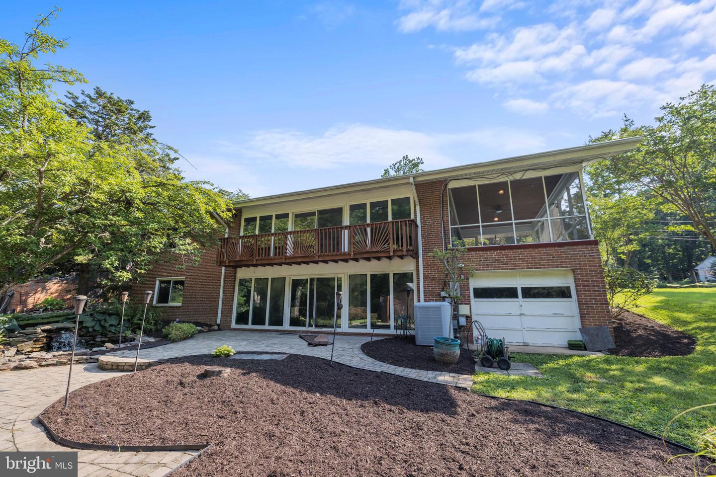 4812 RANDOLPH DR, ANNANDALE, Virginia 22003, 4 Bedrooms Bedrooms, ,3 BathroomsBathrooms,Residential,For sale,4812 RANDOLPH DR,VAFX2225422 MLS # VAFX2225422
