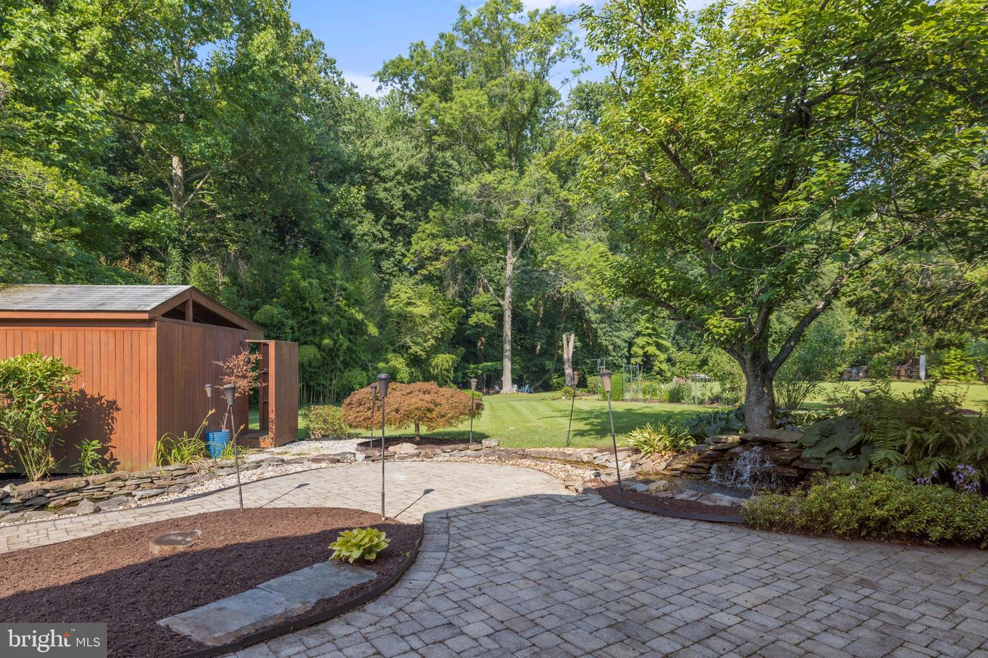 4812 RANDOLPH DR, ANNANDALE, Virginia 22003, 4 Bedrooms Bedrooms, ,3 BathroomsBathrooms,Residential,For sale,4812 RANDOLPH DR,VAFX2225422 MLS # VAFX2225422